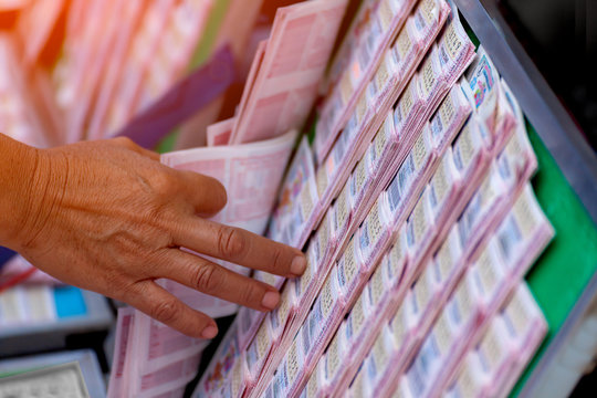 揭秘双色球跨度走势杀号的奥秘：如何提升中奖概率？